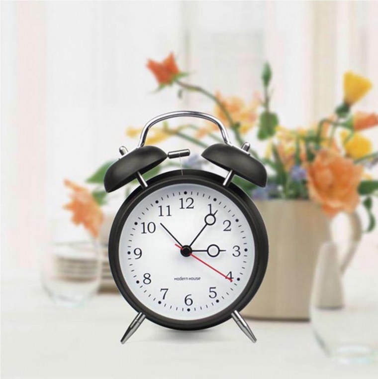 Красивые часы будильник