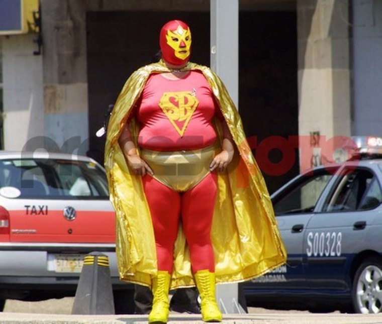 Смешной костюм Супермена