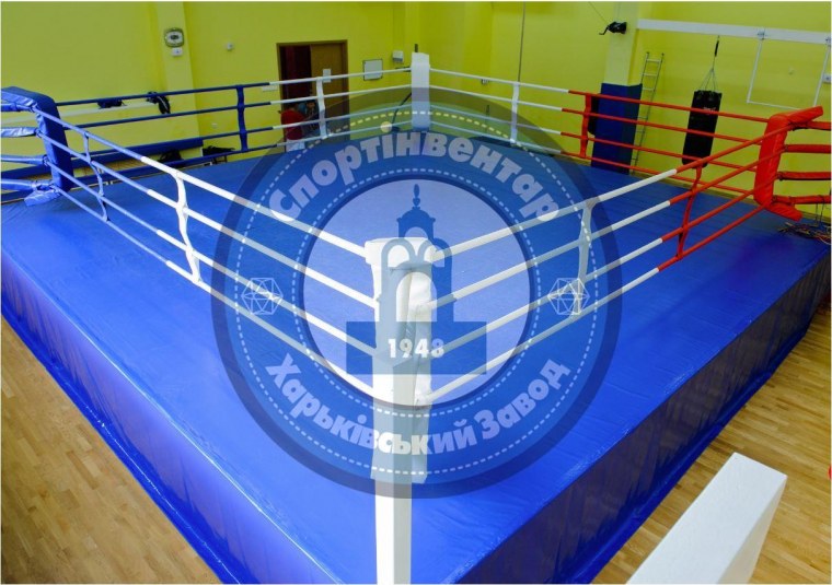 Старый боксерский ринг