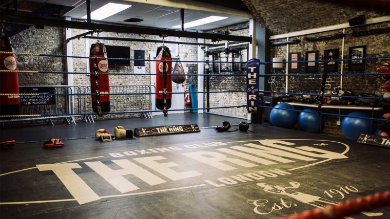 Бойцовский ринг