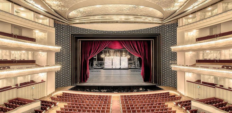 Большой театр Варшава сцена