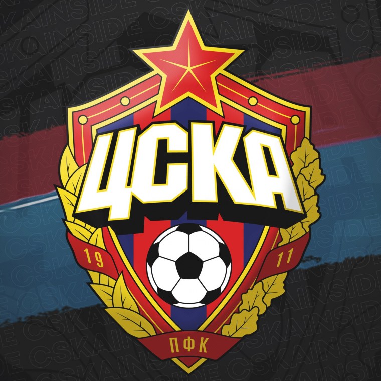 Эмблема ЦСКА на фоне флага России