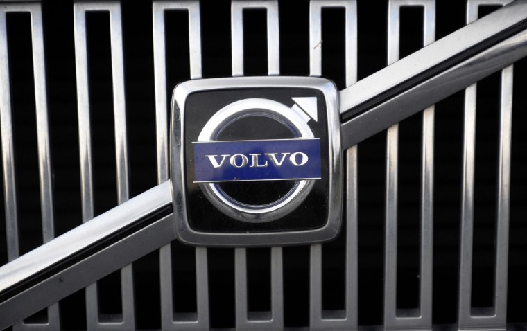 Старый логотип Вольво