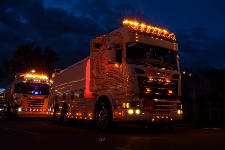 Светотюнинг грузовиков Скания r420