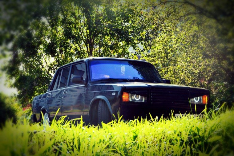 Чёрная семёрка ВАЗ 2107