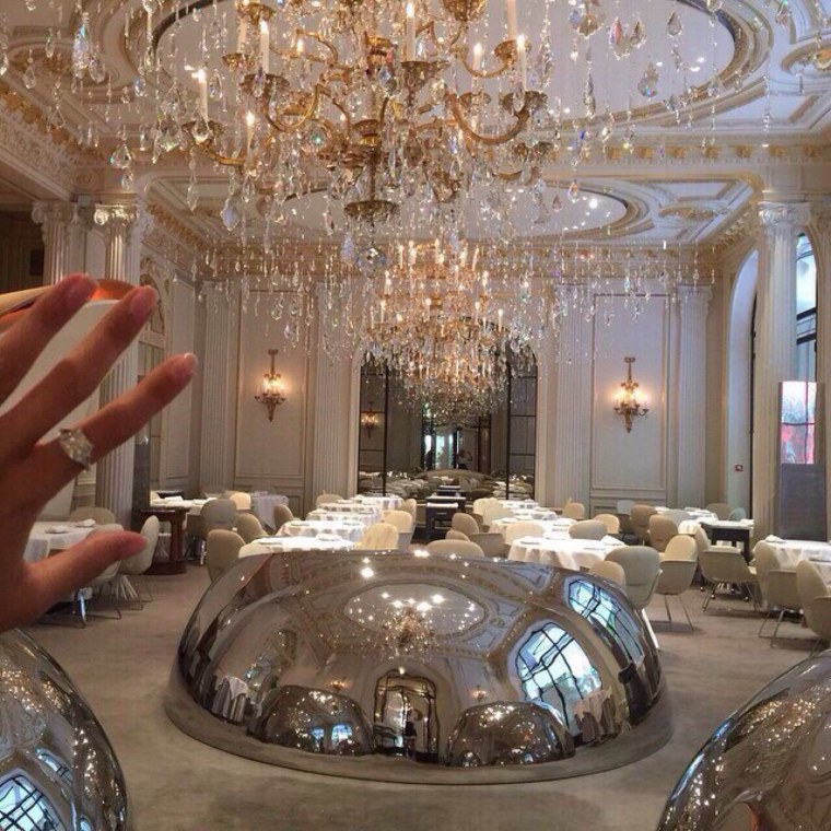 Роскошь и богатство