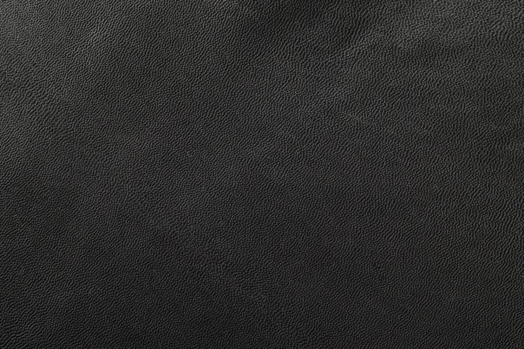 Черная кожа