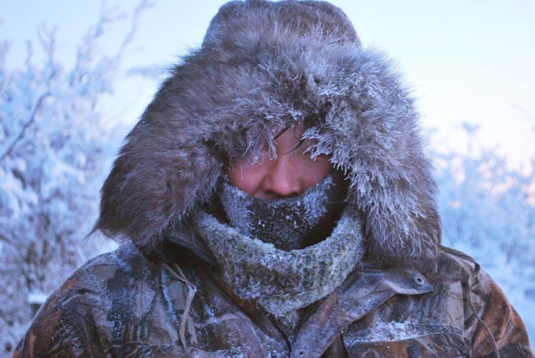 Девушка в теплой одежде