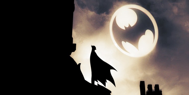 Знак Бэтмена в небе