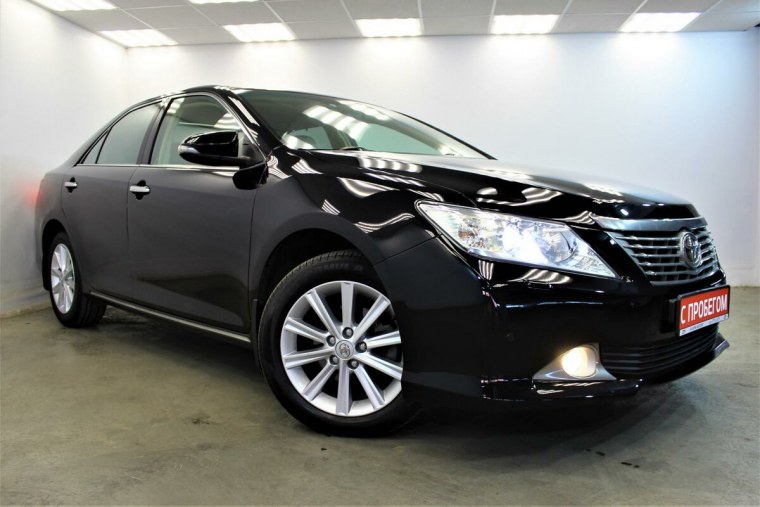 Toyota Camry xv50 черная