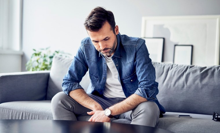 Мужчина расстроен