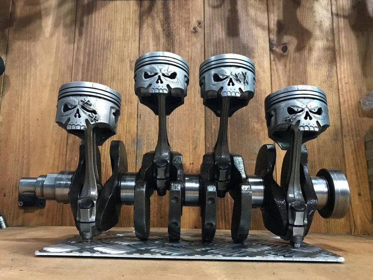 Коленчатый вал 6 цилиндрового двигателя