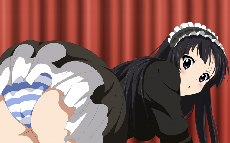 Мио Акияма панцу