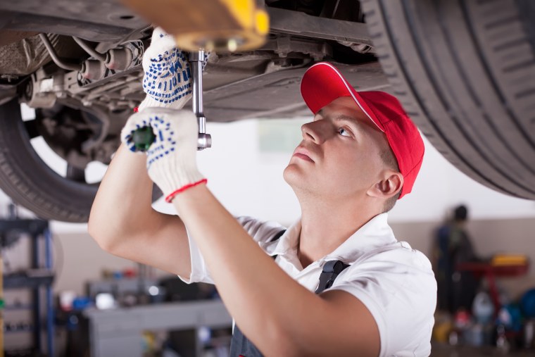 Автомеханик вертикальная