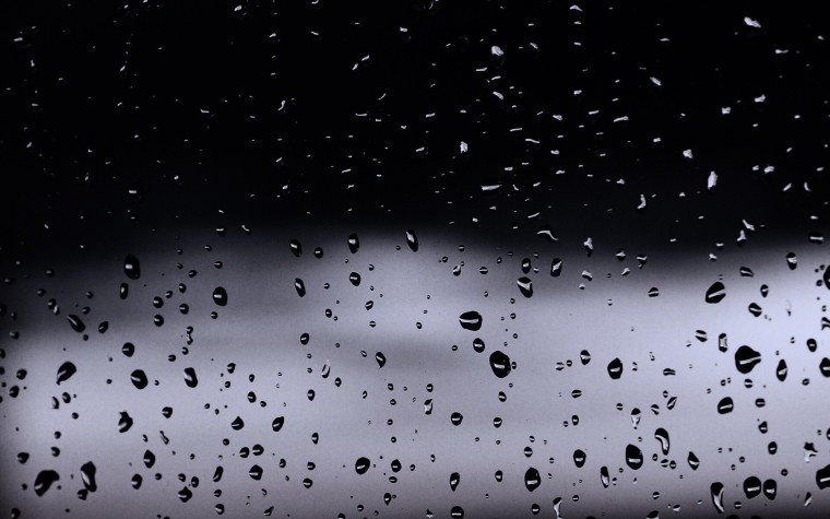 Черные капли