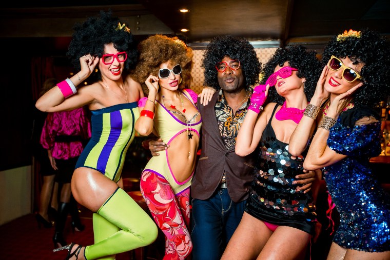 Молодежная дискотека