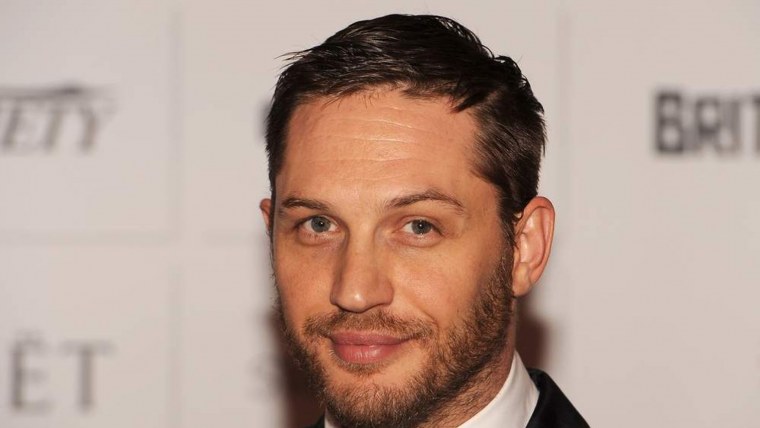 Том Харди крупным планом