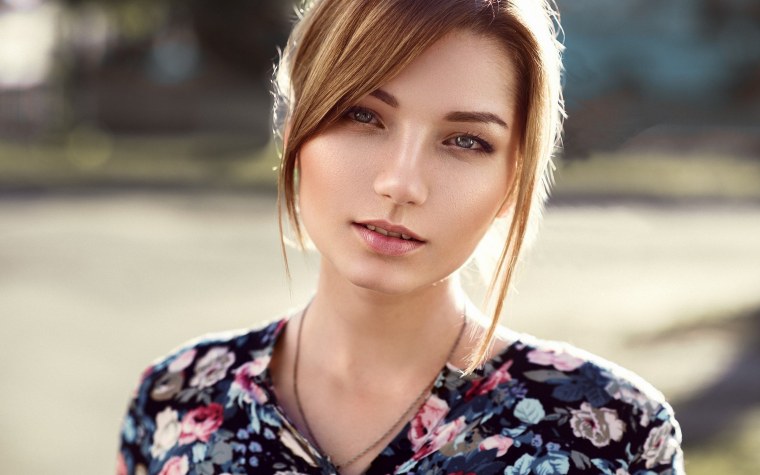 Лицо девушки