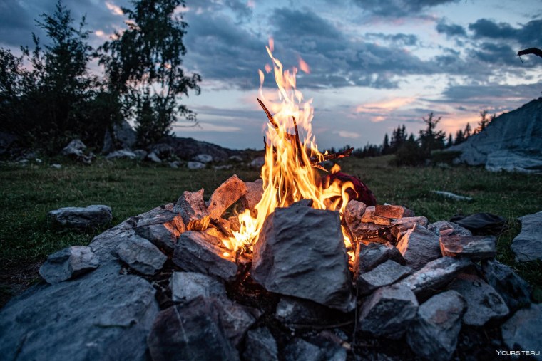 Красивый костер