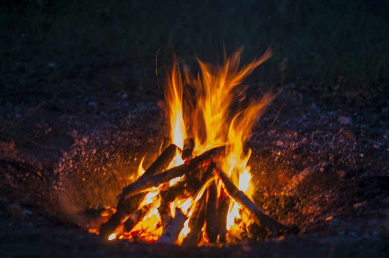 Изображение костра