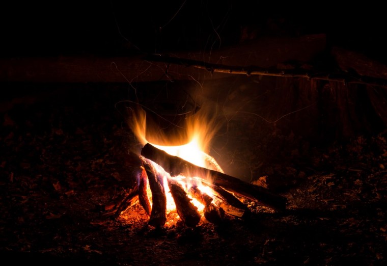 Костер в лесу Эстетика