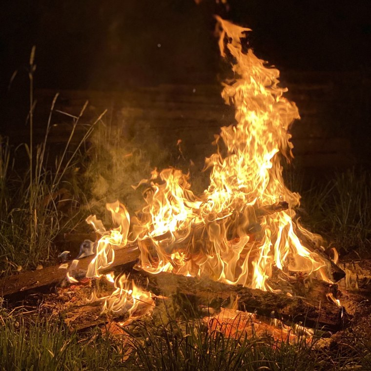 Пламя костра