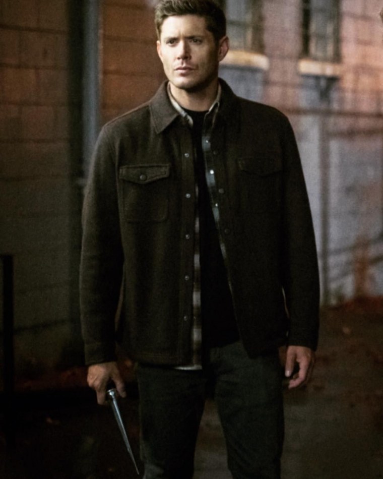 Дженсен Эклз в полный рост HD