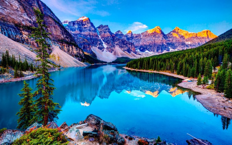 Озеро Морейн в Канаде