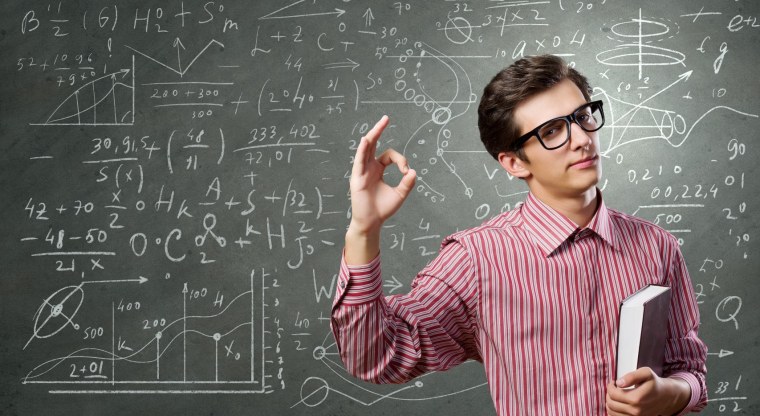 Учитель у доски