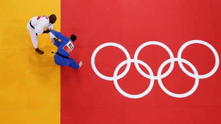 Марио и Соник