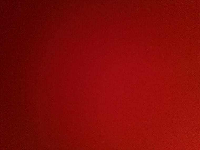 Темно красный цвет