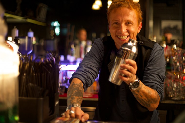 Иван Охлобыстин бармен