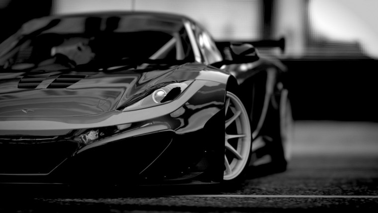 MCLAREN 12c