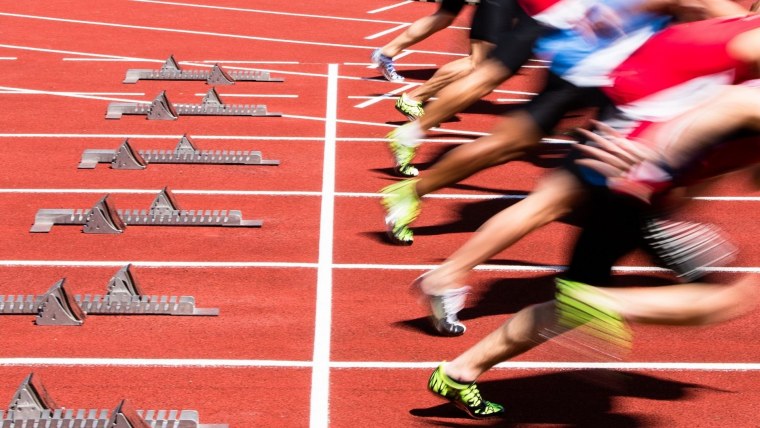 Передача эстафетной палочки в легкой атлетике