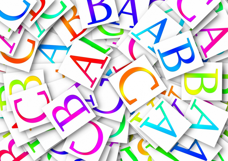 Фоновая картинка с буквами