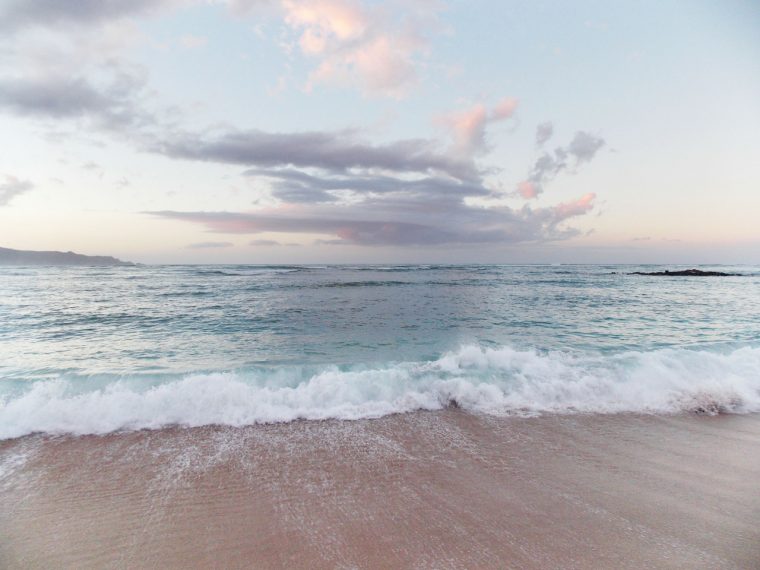 Море в пастельных тонах