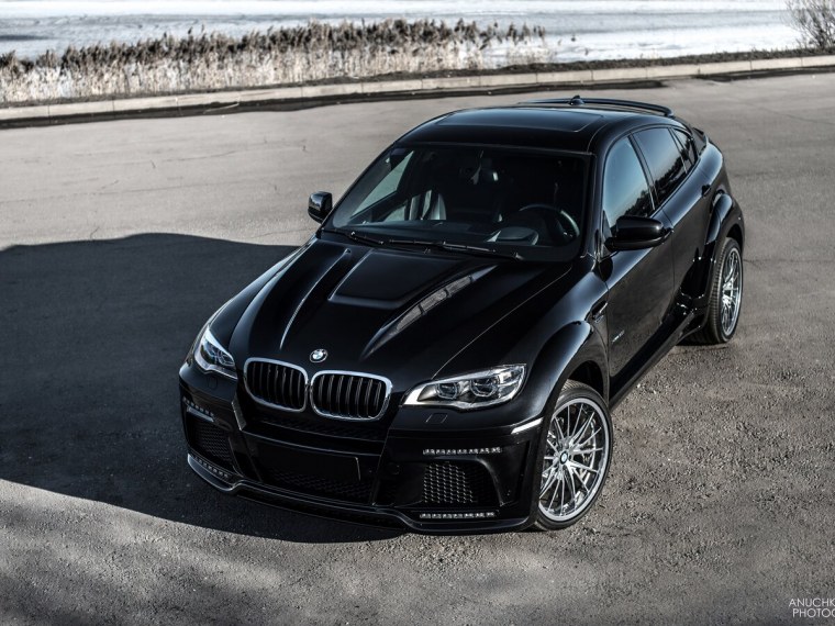 БМВ Икс 6 черная