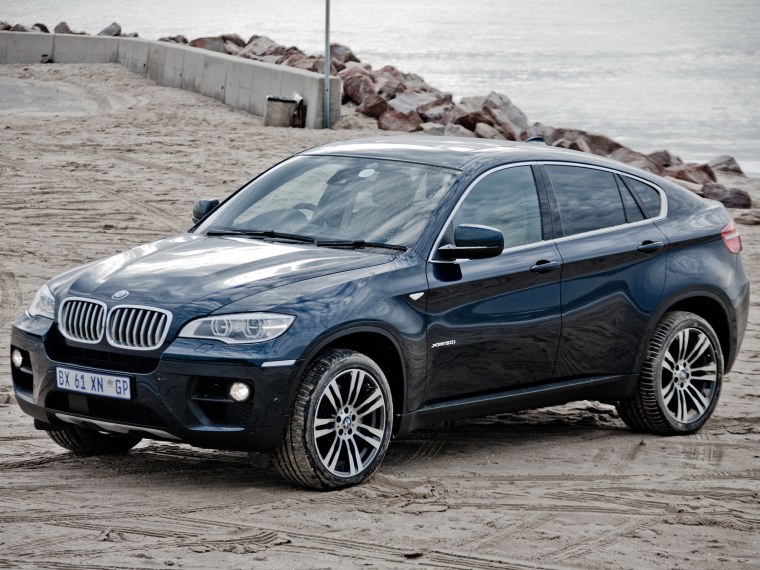 Машина BMW x6