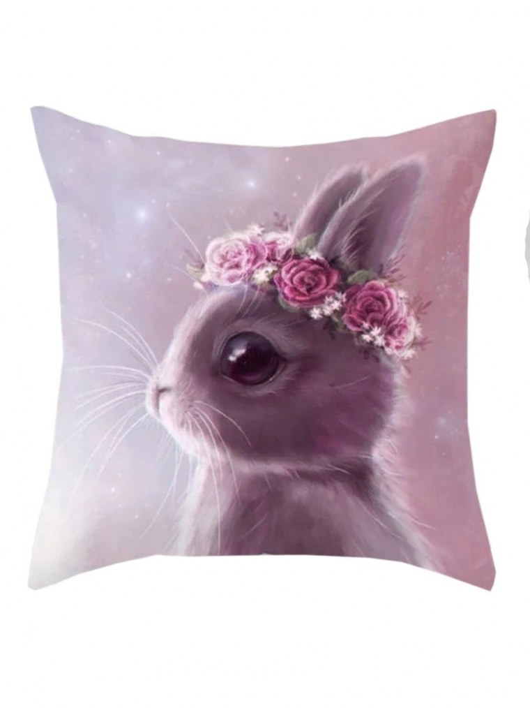 Кролик в розовых цветах