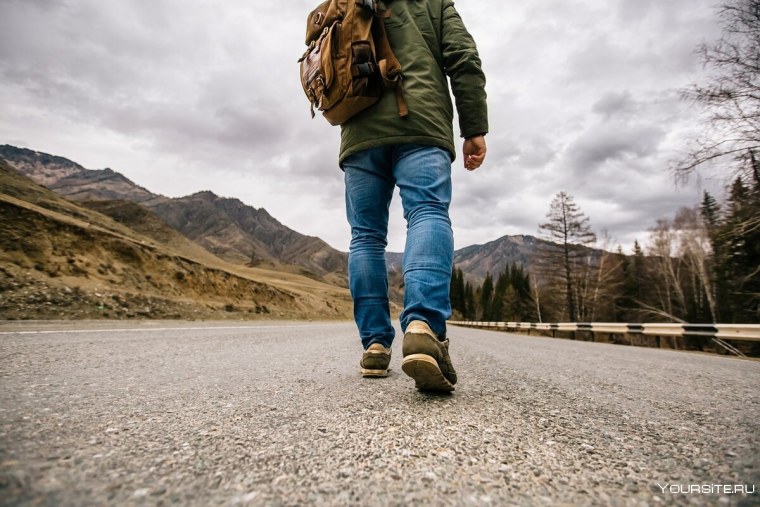 Парень с рюкзаком