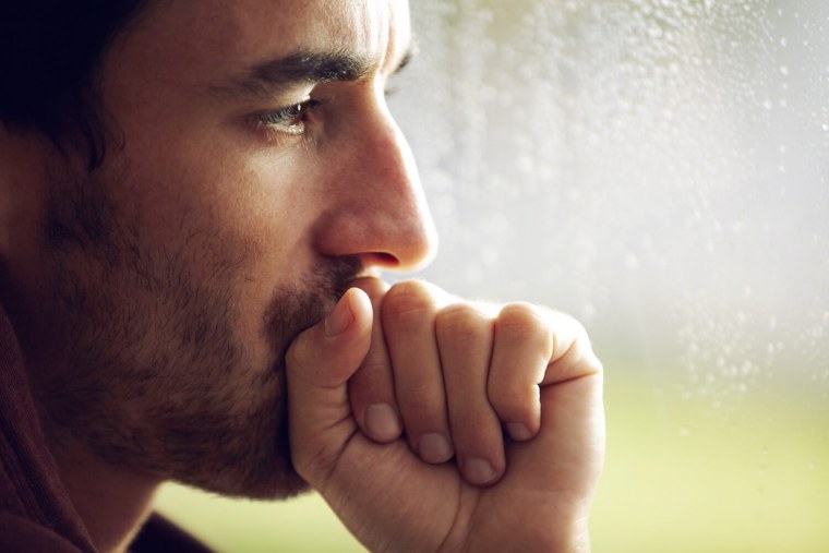 Грустный мужчина