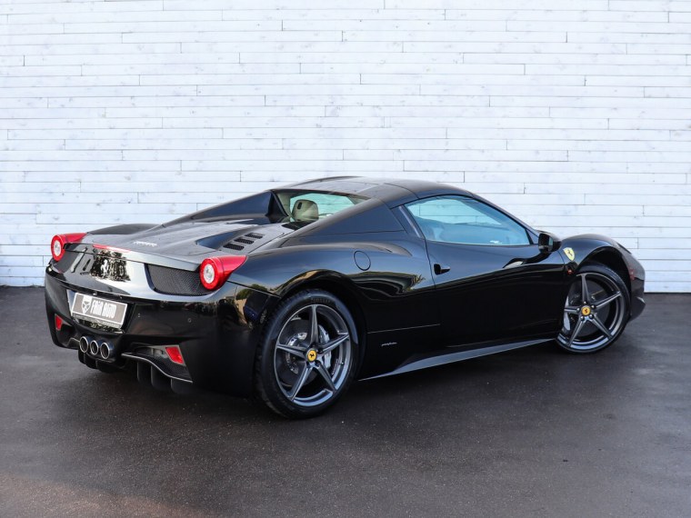 Ferrari Spider 458 черный