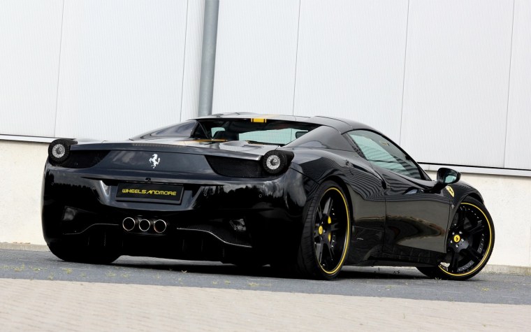 Ferrari 458 Italia черная