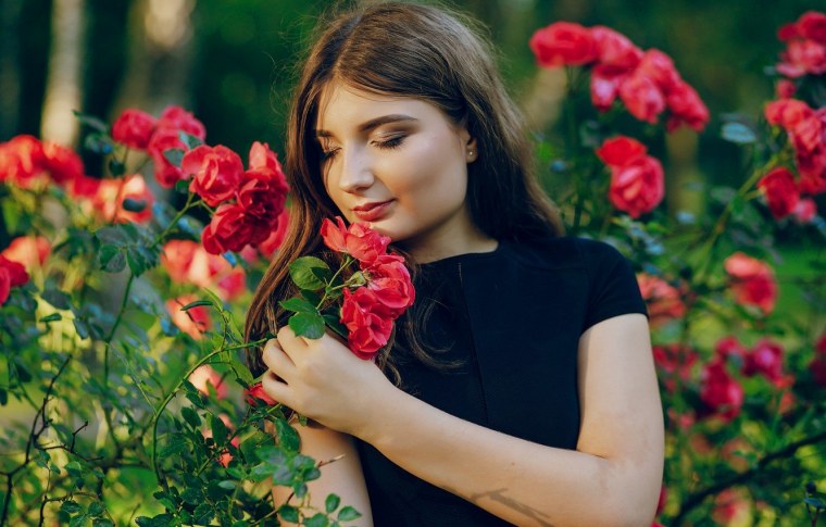 Девушка в цветах