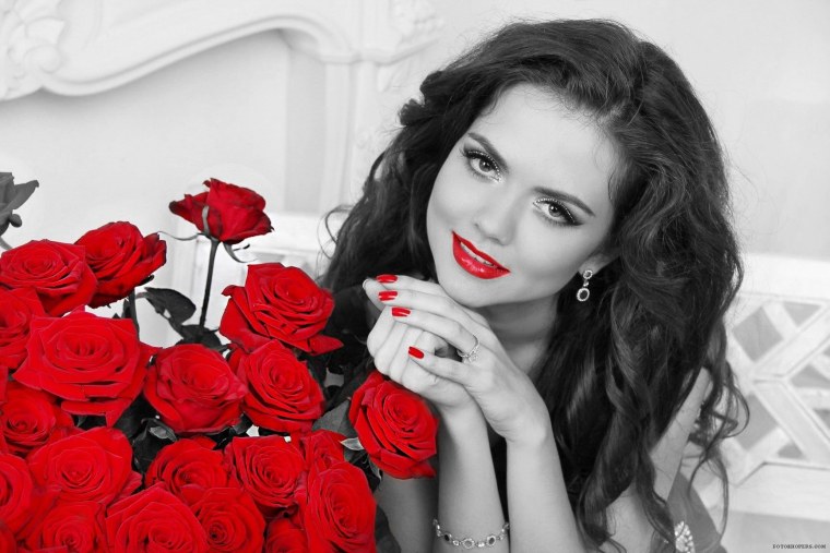 Женщина с цветами