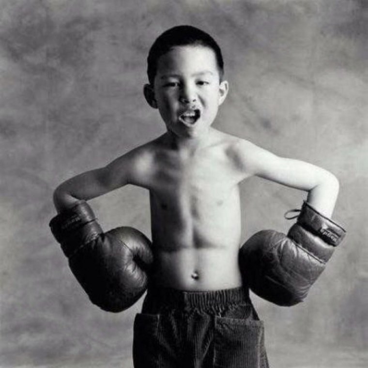 Ребенок боксер