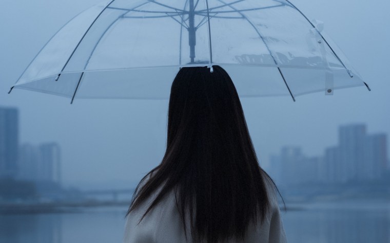 Девушка под дождем