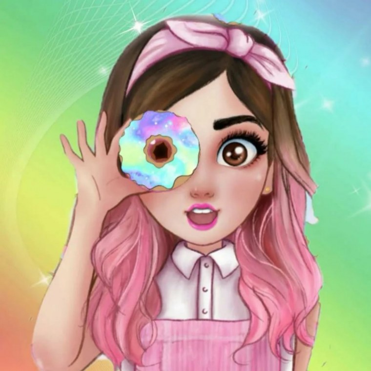 Девочка с пончиком