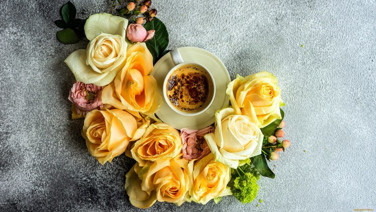 Кофе и цветы