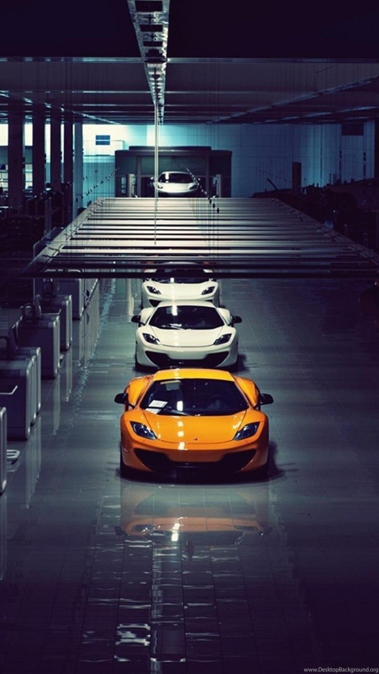 Много машин